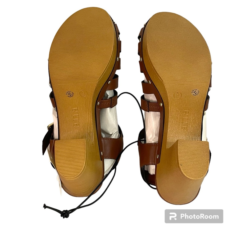 NWT A.N.A Brown Studded Jordan Cognac Strappy Clogs Womens Size 9M - Picture 7 of 8
